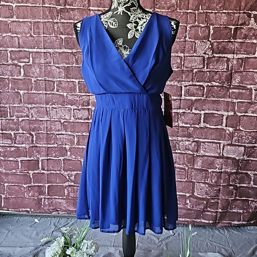 Emerald Sundae Royal Blue Sleeveless V Neck Dress NWT